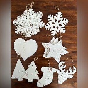 Wooden Christmas ornaments - 14